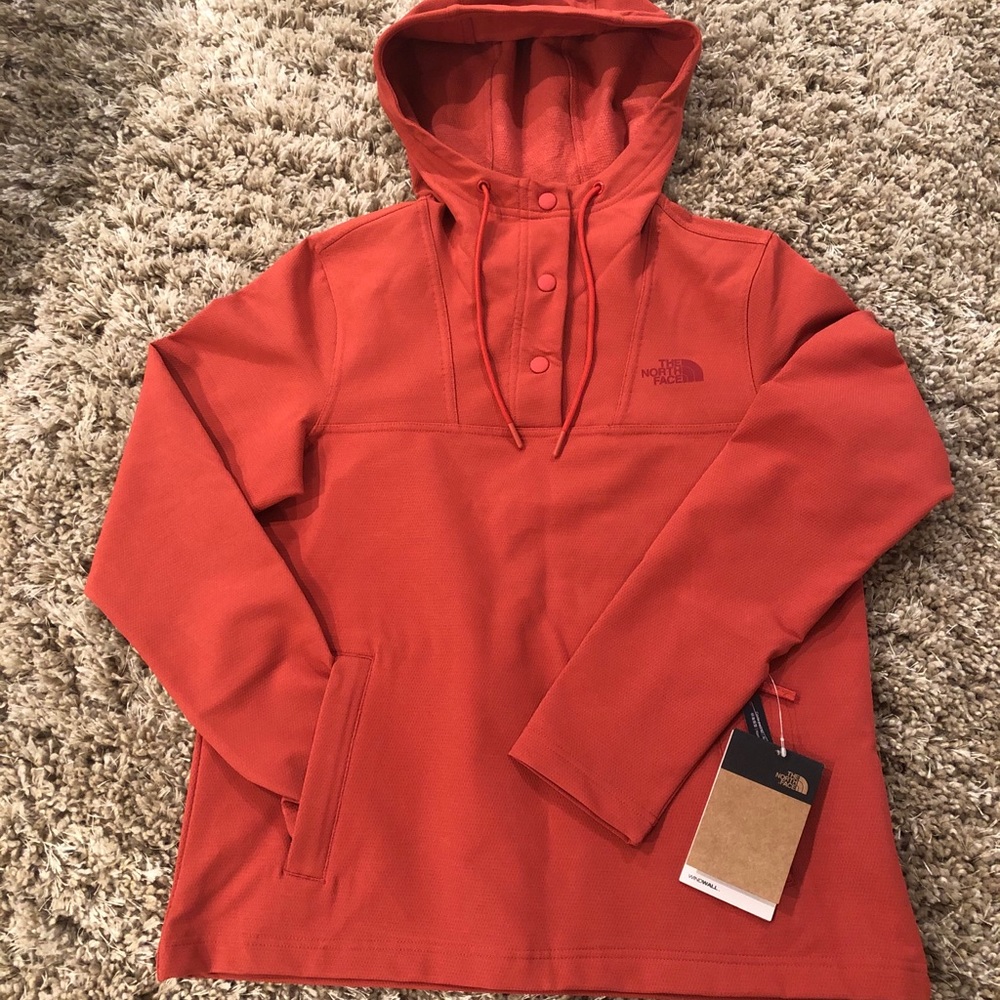 The North Face Women’s Pullover Hoodie